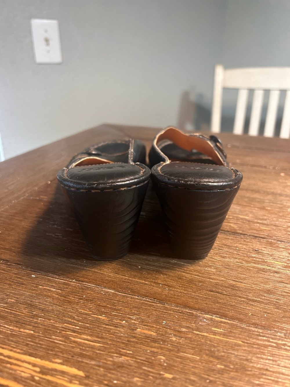 Born black leather sandals size 9 - Picture 6 of 11